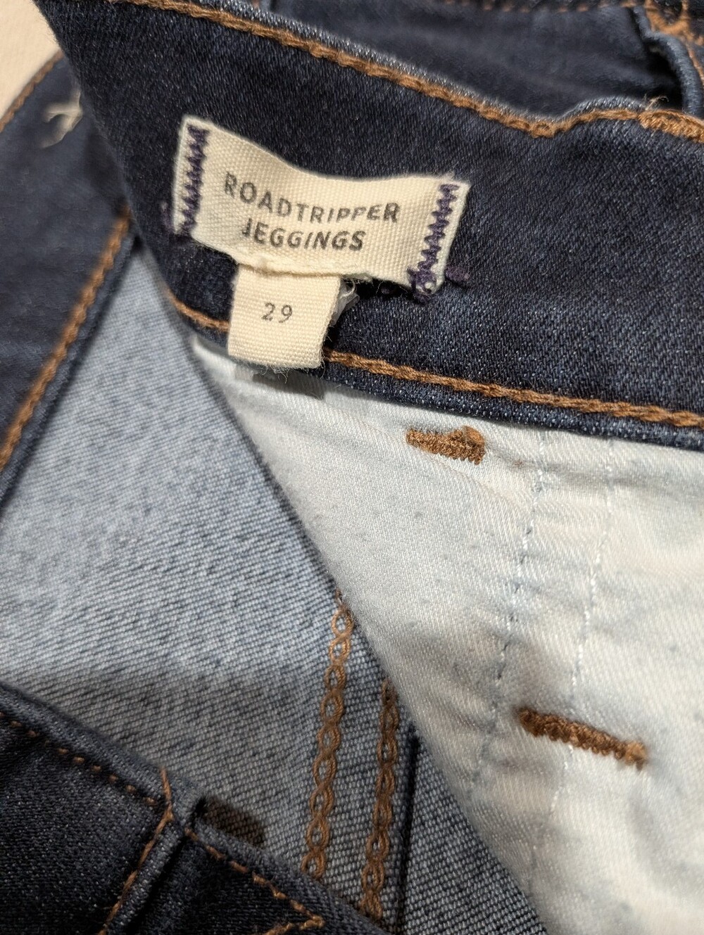 Madewell Indigo Roadtripper Jeggings - Picture 9 of 14